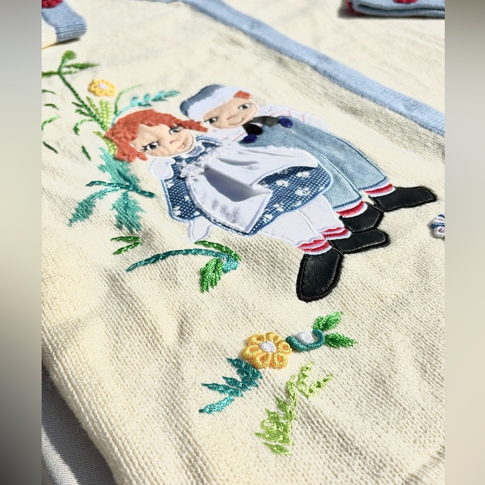 Storybook Knits Raggedy Ann & Andy Sweater sz L unisex - Picture 4 of 13